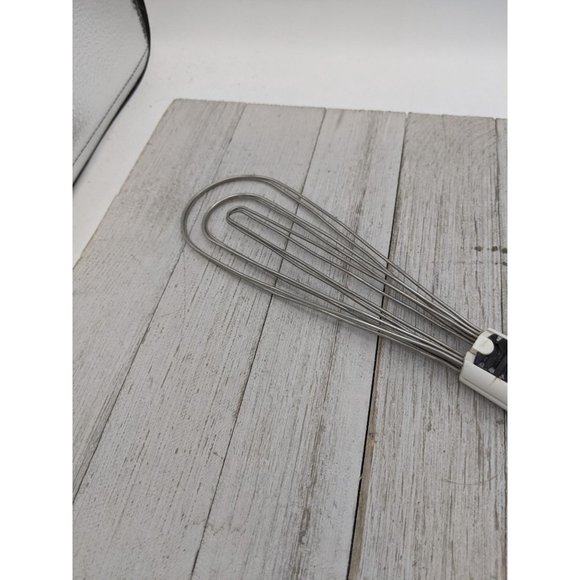 Chef Wizard White Whisk Locking Handle Tongs 12" Kitchen Utensil Spatula - Picture 3 of 7